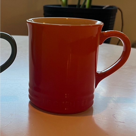Le Creuset 14oz 400ml - I have a set of two, this is the orange colour. - Picture 2 of 2